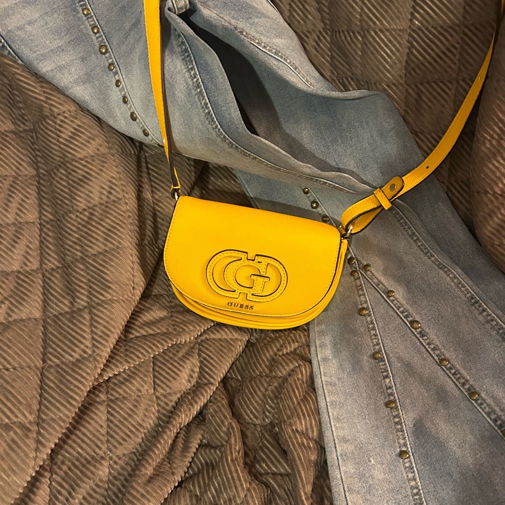 Guess Vibrant Yellow Crossbody Bag